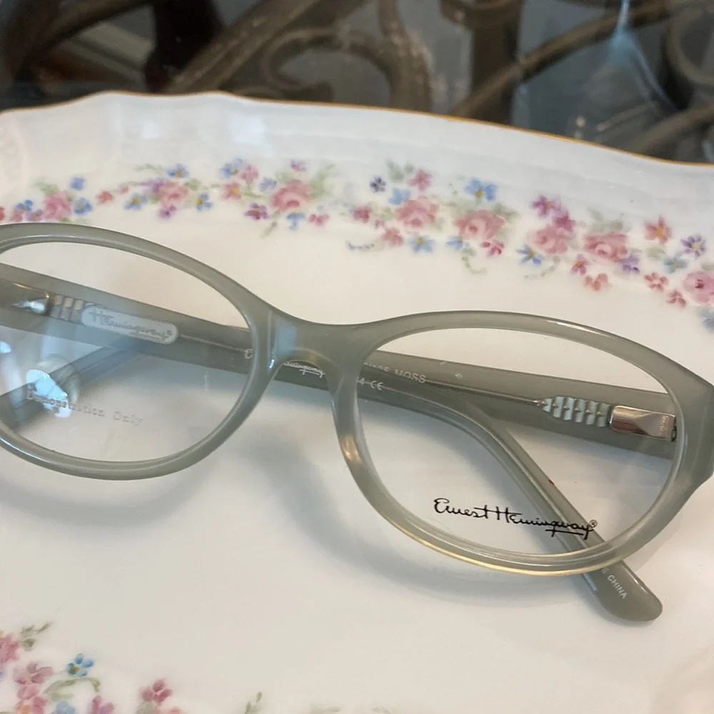 New EARNEST HEMINGWAY Eyewear Frames